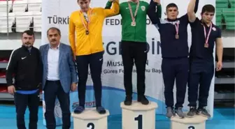 U15 Küçük Yıldızlar Serbest Güreş Şampiyonası Sona Erdi