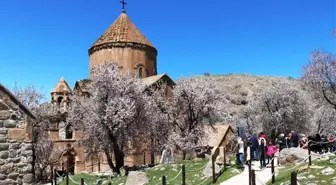 Akdamar Adası'na Ziyaretçi Akını