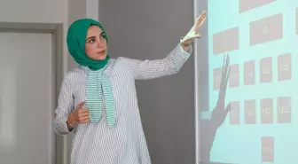 Üsküdar Üniversitesi Haberler.com CEO'su Sümeyra Teymur'u Ağırladı