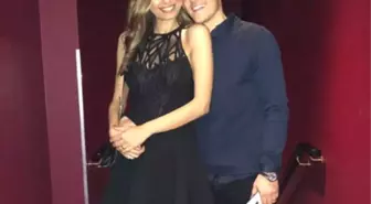 Mesut Özil'den, Nişanlısı Amine Gülşe'nin Doğum Gününe Özel Romantik Paylaşım