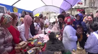 Şırnak Silopi'de Kursiyerlerin El Sanatları Sergilendi