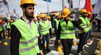 Fotoğraflarla/ Bakırköy'de 1 Mayıs Hazırlıkları Başladı