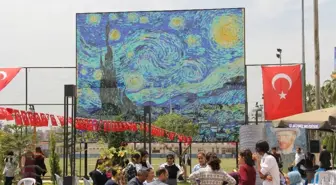 Mersinli Öğrenciler, 3 Milyon Pulla Van Gogh'un 'Yıldızlı Gece' Tablosunu Yaptılar