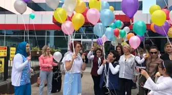 Piy'e Dikkat Çekmek İçin Balon Uçurdular