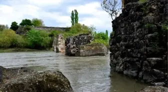 Tarihi Boğazkesen Köprüsü Restore Edilmezse Yok Olacak