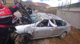 Bayburt'ta Otomobil Takla Attı: 1 Ağır Yaralı