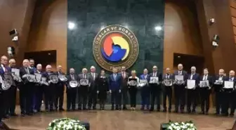Stso Başkanı Kuzu'ya Hizmet Şeref Ödülü