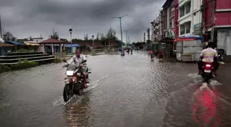 Hindistan ve Bangladeş'i Vuran Fani Kasırgası 9 Ölüme Yol Açtı