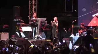 Yıldız Tilbe, Edirne'de Konser Verdi