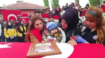 Afyonkarahisar Şehit Sözleşmeli Er, Afyonkarahisar'da Gözyaşlarıyla Uğurlandı