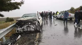 Burdur'da İki Otomobil Çarpıştı: 6 Yaralı