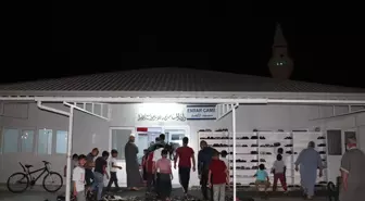 Hatay'da Konteyner Kentte İlk Teravih