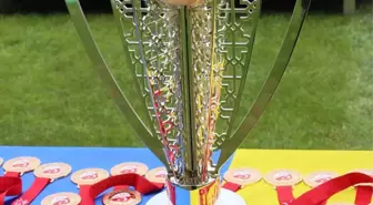 Menemen Belediyespor Şampiyonluk Kupasını Aldı