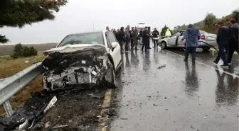 Otomobille Cip Çarpıştı: 2'si Turist 6 Yaralı