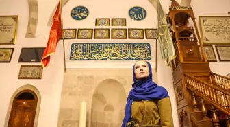 Pelin Çift, Somuncu Baba Külliyesi'ni Ziyaret Etti