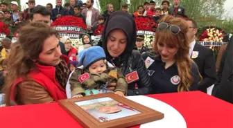 Şehit Piyade Sözleşmeli Er Servet Akkuş Son Yolculuğuna Uğurlandı