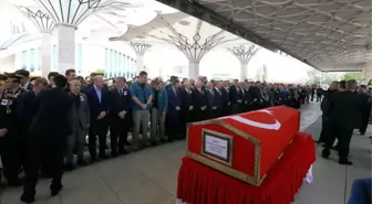Türkiye, şehitlerini uğurluyor