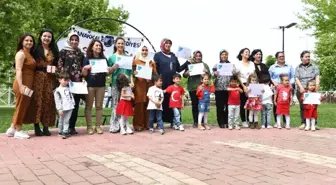 Anne ve Babalar, Sertifikalarını Çocuklarından Aldı