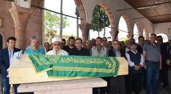 Ayvalık Tostunun Babasına Hüzünlü Uğurlama