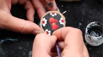 Deniz Taşları ve Ahşabı Sanatta Buluşturuyor