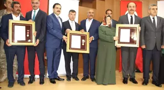 Devlet Övünç Madalyası ve Beratı Töreni
