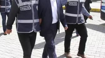 Sınıfta Cinsel İçerikli Film İzlediği İddia Edilen Öğretmen Tutuklandı