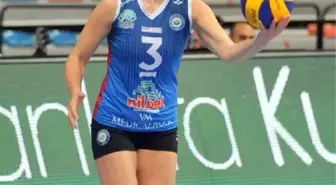 Zeynep Seda Uslu Voleybol Kariyerini Noktaladı