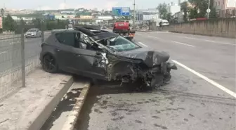 Tır'a Çarpan Otomobilin Tekeri Fırladı