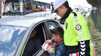 Lapseki'de Trafik Haftası Kapanış Programı Düzenlendi