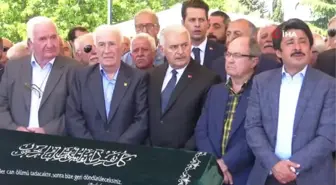 Binali Yıldırım, Deniz Nakliyat Eski Genel Müdürü Muzaffer Akkaya'nın Eşinin Cenaze Törenine Katıldı