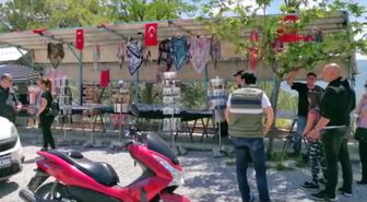 Bursa İznik Cami Yanında Sigara İçen Kadına, İmamdan Tepki