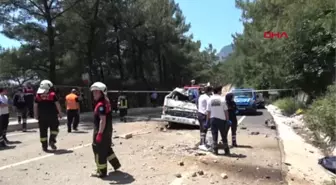 Muğla Sakar Geçidi'nde Çekici Uçuruma Yuvarlandı 2 Ölü 1 Yaralı