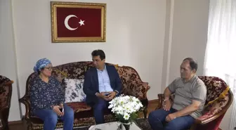 Şehit Öğretmenin Annesine Anneler Günü Ziyareti