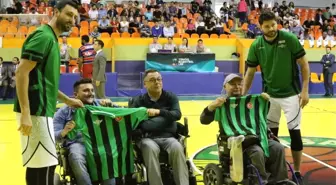 Akhisar Belediyespor Yarı Finalde