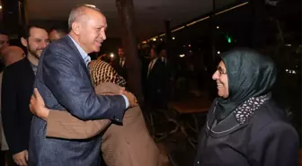 Cumhurbaşkanı Erdoğan, Kafede Vatandaşlarla Sohbet Etti