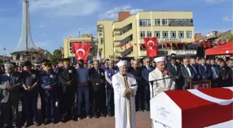 Dereye Düşerek Şehit Olan Uzman Çavuş Toprağa Verildi