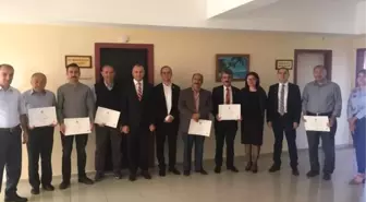 Adliye Çalışanlarına Adalet Bakanı Gül'den Plaket