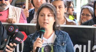 Çorlu'daki Tren Kazasında Ölenlerin Yakınlarından Sirkeci Garı Önünde Eylem