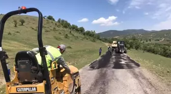 Şaphane'de Köy Yolu Çalışmaları