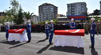 Arama Çalışmalarında Şehit Düşen 2 Asker İçin Tören