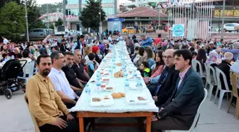 Hatay'da 'Kardeşlik Sofrası'Nda İftar