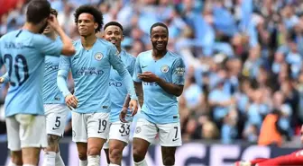 Manchester City, Yarım Düzine Gol Atıp Kupayı Kazandı! İngiltere Tarihine Geçti