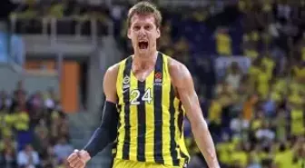 THY Avrupa Liginde Sezonun En Değerli Oyuncusu Jan Vesely