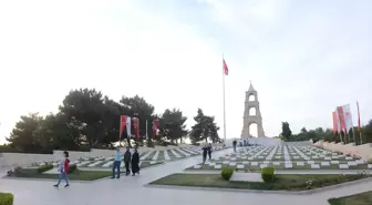 Tıbbiyeli Şehitler Çanakkale'de Anıldı