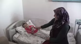 Akciğeri Tıkayan Fıstık Operasyonla Çıkarıldı