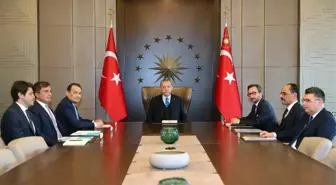 Cumhurbaşkanı Erdoğan, Türk Konseyi Genel Sekreteri Amreyev'i Kabul Etti