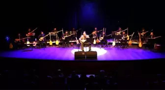 Gaün'de Bağlama Konserine Yoğun İlgi