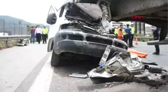 İzmir'de Zincirleme Kaza 1 Ölü