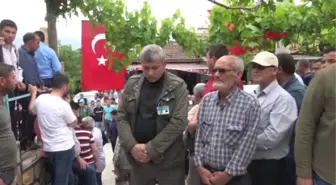 İzmir Hakkari Şehidi Onbaşı Emre Okan Memleketi Kiraz'da Son Yolculuğuna Uğurlandı