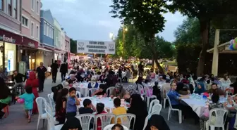 Sakarya'da Yetimler İftar Sofrasında Buluştu